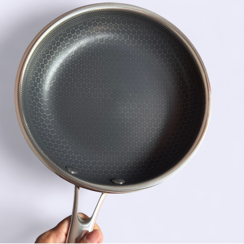 Hexclad Hybrid Fry Pan, 8" no lid